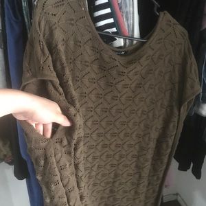 See through sleeveless sweater top